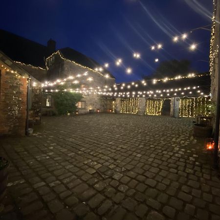 Villa Ash Barton - Big Party House, No Curfew! Wrafton Exterior foto