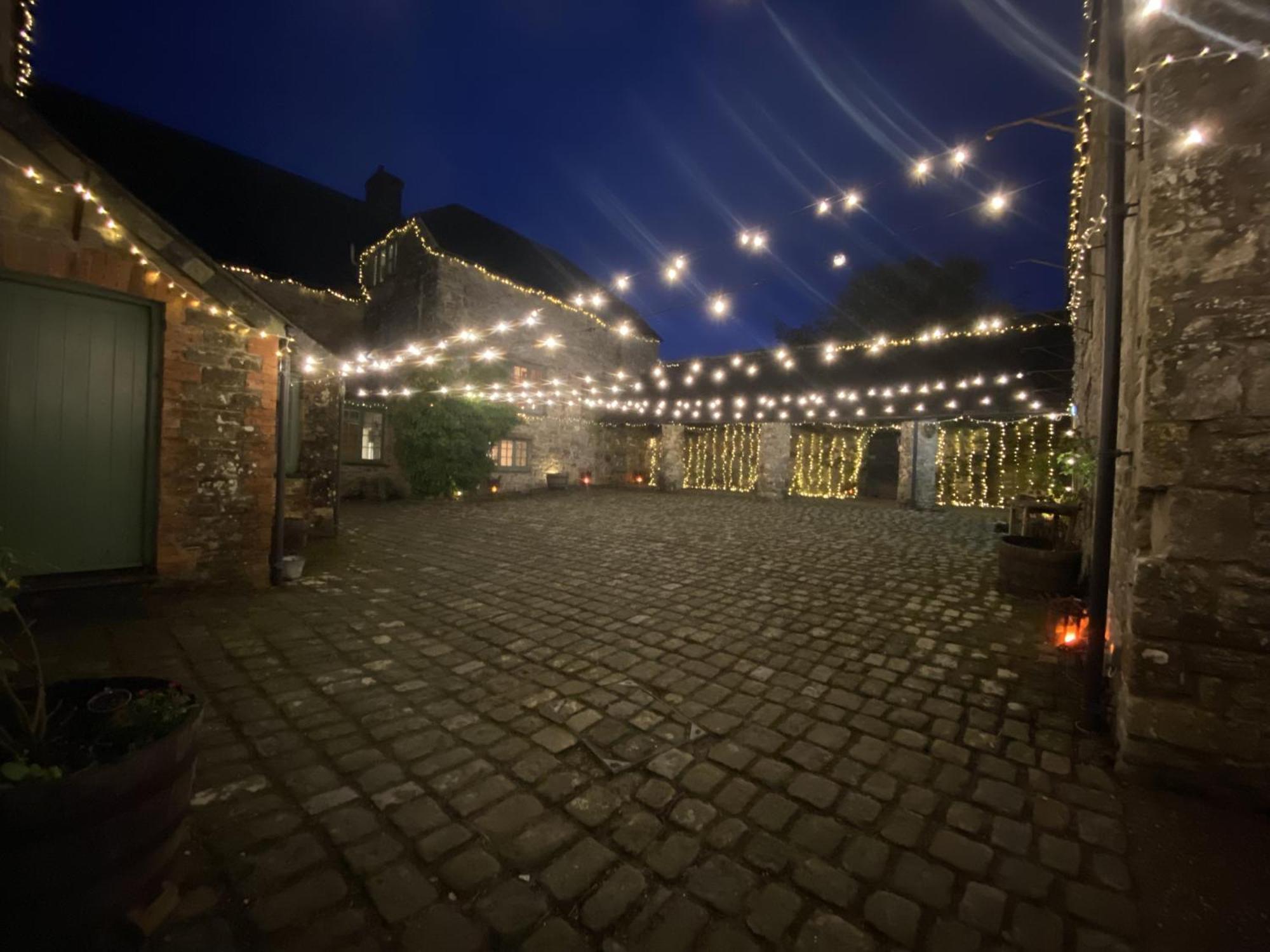 Villa Ash Barton - Big Party House, No Curfew! Wrafton Exterior foto